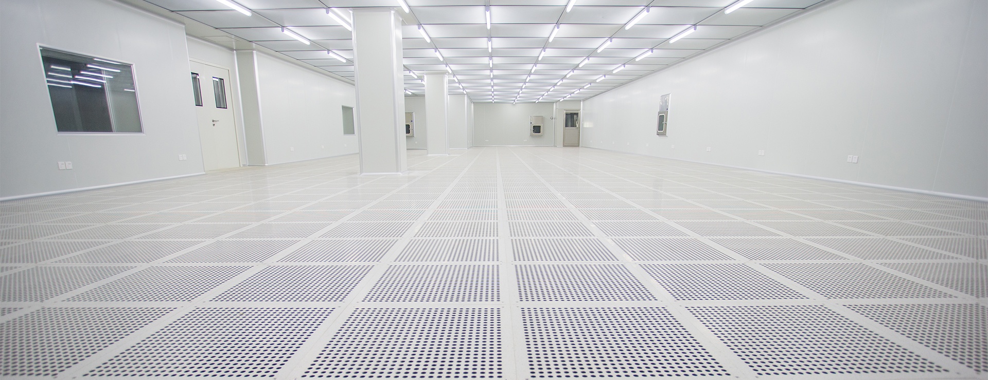 百級(jí)無(wú)塵室